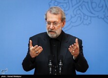 درخواست ۲۷ نماینده برای پاسخگویی لاریجانی درباره لوایح پولشویی و پالرمو
