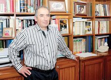 صادق زیباکلام: نمی‌خواهم دستگیر شوم