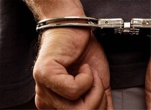 خبرنگار روزنامه ابتکار در حین خروج از کشور بازداشت شد
