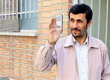 دعوتنامه اجلاس داووس روی میز رئیس دولت بهار/ احمدی نژاد ، این بار به سوئیس می رود