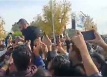  استقبال پرشور شیرازی‌ها از هادی چوپان+فیلم 