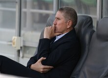  شعار "حیا‌کن رهاکن" هواداران پرسپولیس علیه گاریدو پس از باخت