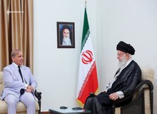 دیدار نخست‌وزیر پاکستان با رهبر انقلاب اسلامی