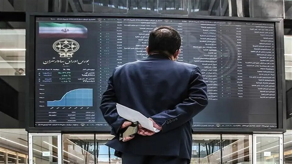 پیش‌بینی بورس فردا چهارشنبه ۲۹ بهمن ۱۴۰۴/ بازار سهام در انتظار نتیجه مذاکرات ایران و آمریکا