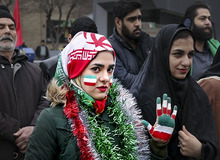 انتقاد روزنامه جمهوری اسلامی از برگزاری راهپیمایی ۲۲ بهمن/ شرابط کرونایی کشور خطرناک است/ مردم باید باشند تا بتوانند از انقلاب و نظام حفاظت کنند یا نه؟!