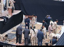 مراسم تدفین حاج قاسم سلیمانی طبق وصیت انجام شد / تربت و خشت کربلا و انگشتری که در کفن حاج قاسم قرار گرفت/نماز جماعت برپا شد