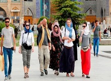 جنگ ۱۲ روزه با گردشگری ایران چه کرد؟