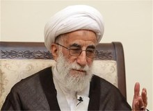 آیت‌الله جنتی در کیش: دشمن بیکار ننشسته است