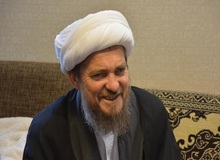 روحانی  که کتاب سوزان راه انداخت کیست؟ اقدامات و توصیه های  آیت الله تبریزیان از "دویدن و فوتبال کردن خلاف قرآن است" تا سوزندان درسنامه پزشکی هاریسون "
