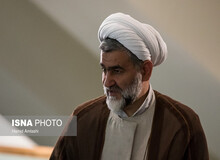 نوروزی موافق استیضاح ربیعی:  پسر حضرتعالی با پسر آقای تقی‌زاده معاون شما در دبی شرکت دارند، توضیح دهید!!
