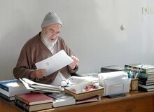 روزنامه جوان:  نباید انتظار داشت ولی فقیه اگر با چیزی موافق نیست پشت بلندگو بگوید/ امام خمینی مخالفت خود با قائم مقامی آیت الله منتظری را علنی نکرد