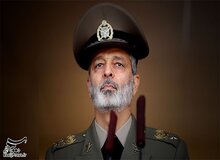 فرمانده کل ارتش: ارتش و سپاه در حادثه زلزله جلوه زیبایی از هم‌افزایی را به نمایش گذاشتند