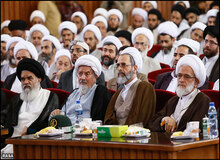 تشکل اساتید حوزه قم: ما پیامک دعوت برای مراسم فیضیه زدیم، اما خودمان نبودیم/حرف ازغدی را قبول نداریم
