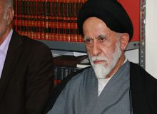 قوامی: برخوردهای گشت ارشاد با زنان خیانت به اسلام است/ مامور زن گشت ارشاد چطور می‌تواند موهای همجنس خودش را بکشد؟/ هر کدام از مخالفانی که بازداشت می شوند، به نارنجکی علیه نظام تبدیل می‌شود/ باید به حال مردمی که پشت سر احمد خاتمی نماز می‌خوانند، گریست