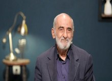 حسین شریعتمداری: برخورد با دلالان و صرافان را به فرشته‌های زمینی یعنی بسیجیان سپرده شود