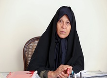 فائزه هاشمی رفسنجانی: دانشگاه به نحوه لباس پوشیدن من ایراد می گرفت/هر وقت برادرم به صحبت های من اعتراض می کند می گویم موضوع من است نه تو !