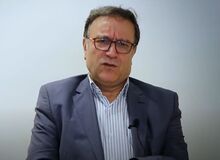دکتر حمید سوری: تعداد واکسن‌های وارداتی «بیش از حد نیاز» بود/ چرا باید واکسن تولید کنیم درحالیکه واکسن خود را مصرف نمی‌کنیم؟