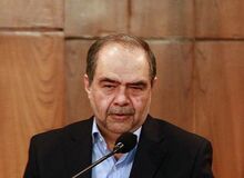 امین زاده: هدف از مذاکره با آمریکا باید بازسازی اقتصاد در حال سقوط کشور باشد 