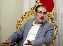حملات شمخانی به حسن روحانی و دولتش بر سر برجام /در مورد هیچ چیزی قول توقف ندادیم/ دنبال رفع تحریم هستیم و این راهبرد ماست