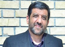 مدیر روزنامه اصولگرا خطاب به ضرغامی: شان افراد را نگه دار
