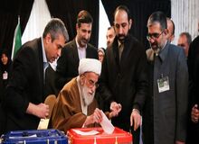  رای دادن جالب آیت الله جنتی سوژه فضای مجازی شد+ فیلم 