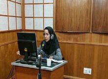 صدای اولین گزارشگر «زن» فوتبال از رادیو شنیده شد