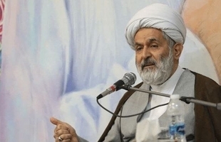 طائب: تنگه هرمز تحت مدیریت و کنترل جمهوری اسلامی ایران قرار دارد