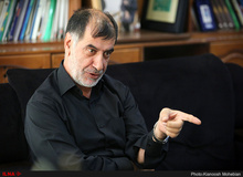 محمد رضا باهنر: شورای نگهبان کمی دیگر شل بگیرد، چند سال آینده یک شومن رییس‌جمهور می‌شود