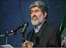 عوامل موثر در فروپاشی انقلاب/ مطهری: ضمانتی وجود ندارد که به هر شکل عمل کنیم، انقلاب باقی بماند