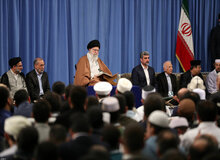 رهبر انقلاب: حرکتی که در امداد به سیل‌زدگان می‌بینید، آموزش شهدای ماست
