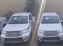 فیلم / ‏کشف بیش از ۲۰۰دستگاه ‎تویوتا هایلوکس صفر کیلومتر در شهرری