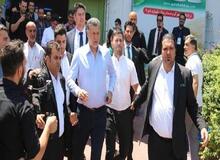استقبال مردم از علی دایی در نمایشگاه صنایع غذایی + عکس
