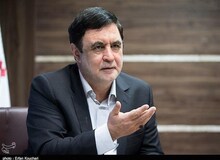 فعال سیاسی اصولگرا: دولت  رئیسی چه بخواهد و چه نخواهد، چاره ای جز انتقال قدرت به نسل دوم انقلاب ندارد
