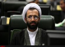سلیمی: وزیر صنعت کمتر درباره بازار خودرو شعار درمانی کند