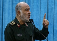 فرمانده کل سپاه: در حالی که درگیر جنگی تمام‌عیار هستیم، هیچ نشانی از آشفتگی و هراس در کشور دیده نمی‌شود 