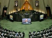 عضو هیئت رئیسه مجلس: هوا آلوده بود ما هم تعطیل کردیم
