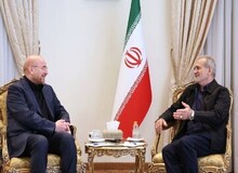 حاجی میرزایی و قائم پناه، دفتر جدید پزشکیان را تحویل گرفتند