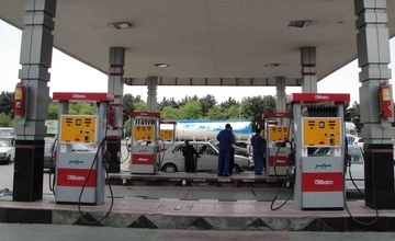 آماری عجیب از سوخت گیری با کارت جایگاههای سوخت/ ۱۰۵ بار سوختگیری توسط یک فرد در یک روز و از یک جایگاه 
 