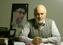 انتقاد شدید احمد توکلی به بذرپاش / برای ریاست دیوان محاسبات سابقه تراشی می‌کند/ پذیرش داوطلبی شما از اساس غیرقانونی است/  فرماندهی در بسیج دانشجویی شغل نیست!