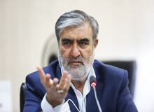 عزیزی:  از بازگشت وضعیت تنگه هرمز به قبل لذت ببرید