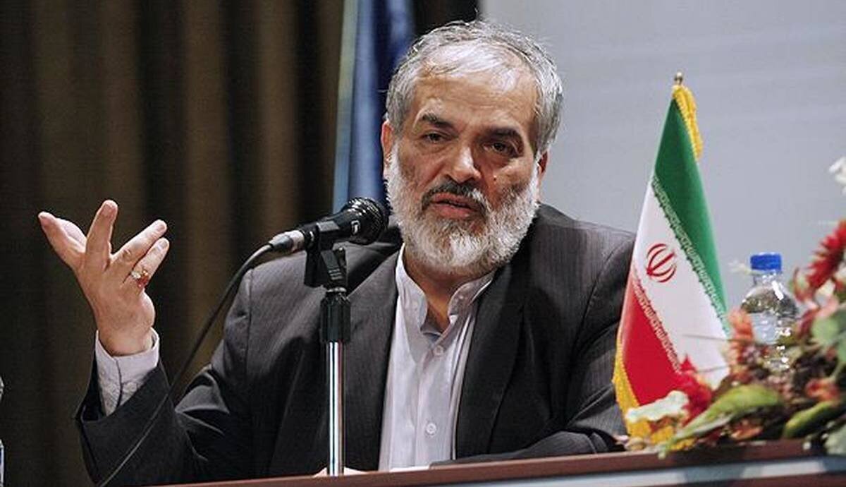 نسخه قدیری ابیانه برای حل مشکل مسکن جوانان؛ در خانه‌های ۲۰ متری زندگی کنند!