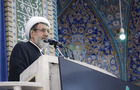 امام جمعه کرمان: دشمن می خواست با کشاندن مردم به خیابان‌ها زمینه براندازی نظام را فراهم کند/از تنگه هرمز و غنی سازی عقب نشینی نمی کنیم