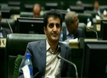 نماینده ادوار مجلس: دولت هیچ برنامه ای برای کنترل گرانی ها ندارد/ پنج برابر شدن قیمت روغن روی کرایه ماشین هم تاثیر گذاشته است
