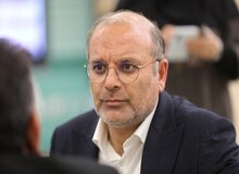 لک علی‌آبادی، نماینده مجلس: سلبریتی‌ای که توهم داشتن تحلیل‌های سیاسی دارد، به‌صرف اینکه در فضای مجازی فالوور دارد، در هر زمینه‌ای نظر می‌دهد و خودش را کارشناس می‌داند / به مجلس آمدند، جلسه گذاشتند و گفتند در انتخابات هیئت‌رئیسه به چه کسی رأی بدهید