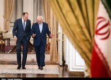 ظریف: در آینده نزدیک نظنز با سانتریفوژهای پیشرفته‌تر جلو خواهد رفت/ لاوروف: همه تحریم‌ها علیه ایران باید بی‌قید و شرط برداشته شود
