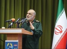 فرمانده کل سپاه: ۵۰ درصد هواپیماهای آمریکا نمی توانند پرواز کنند/ آمریکا، اسرائیل و انگلیس با هم مچاله شده اند
