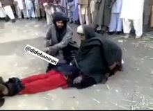 شلاق زدن زنان در ملاعام توسط طالبان /FILM