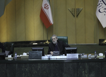 لاریجانی خطاب به حاجی دلیگانی: اگر بازنشسته ای در مجلس است، پشت تریبون اعلام کنید
