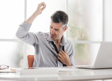 چند روش گیاهی ساده برای پیشگیری از عرق کردن
