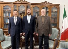 رایزنی غریب‌آبادی با سفرای چین و روسیه در تهران